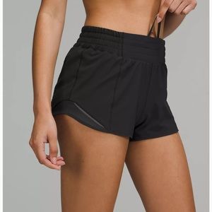 Lululemon 12 TALL Hotty Hot High-Rise Lined Shorts black running athletic shorts